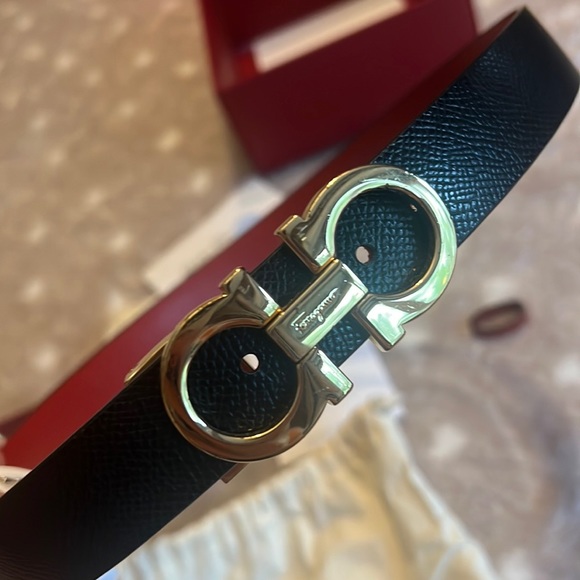 Salvatore Ferragamo belt - Picture 7 of 16